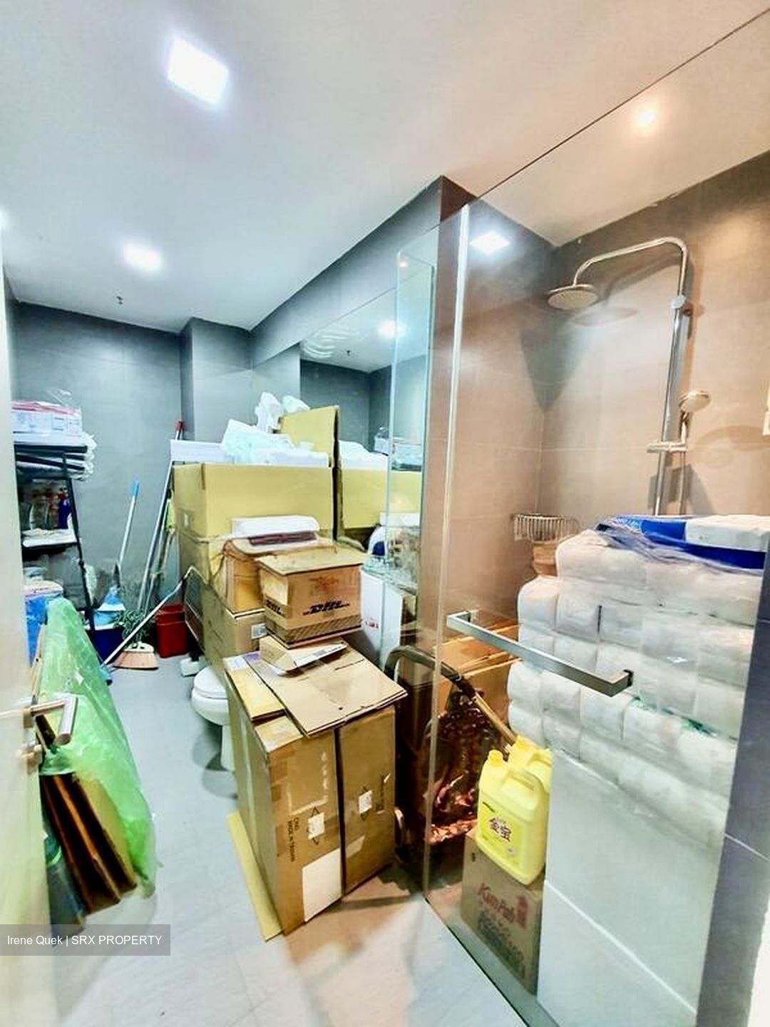 Ct Hub 2 (D12), Office #527951911